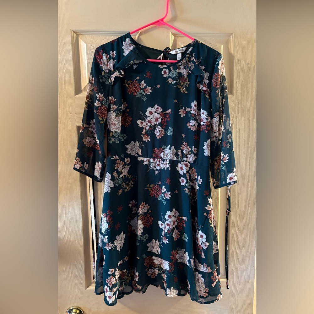 Speechless Floral Dress in Green and White